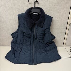 Kim Rogers Dark Blue Quilted Vest plus size 3x